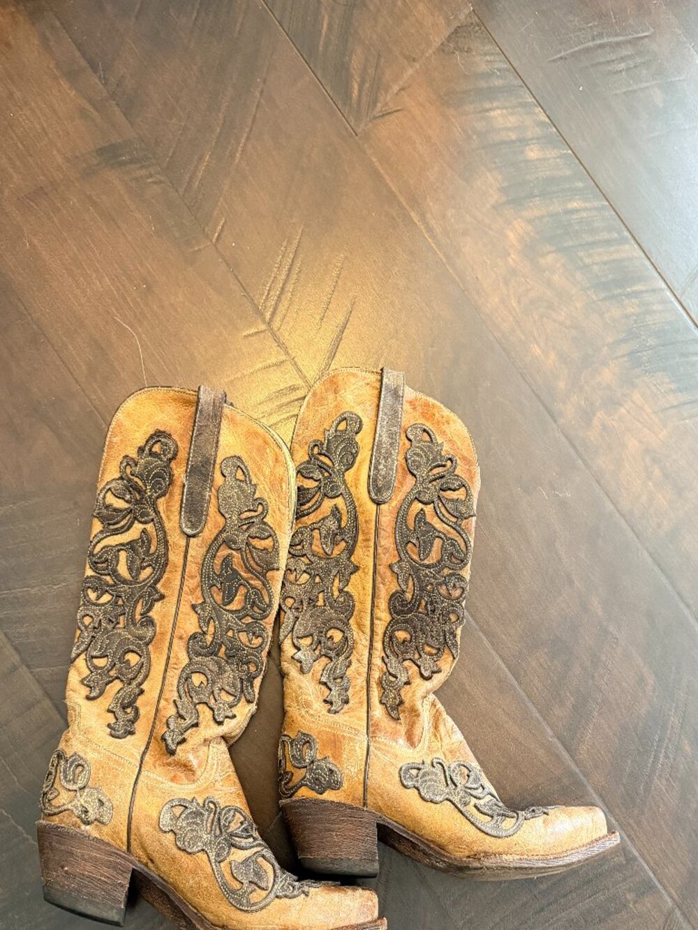 Ferrini Leather Western Cowboy Boots – Tan & Chocolate Floral Overlay – Size 9.5